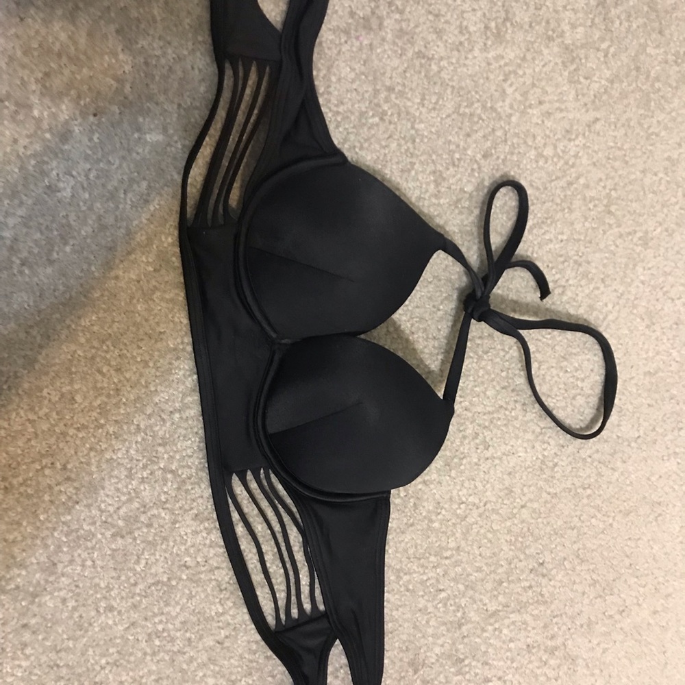 Bikini top